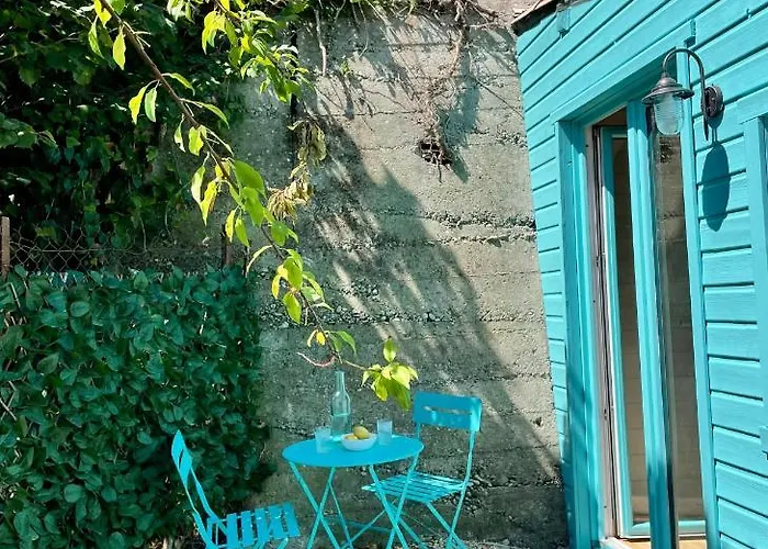 Little California - Adorable Studio Independant